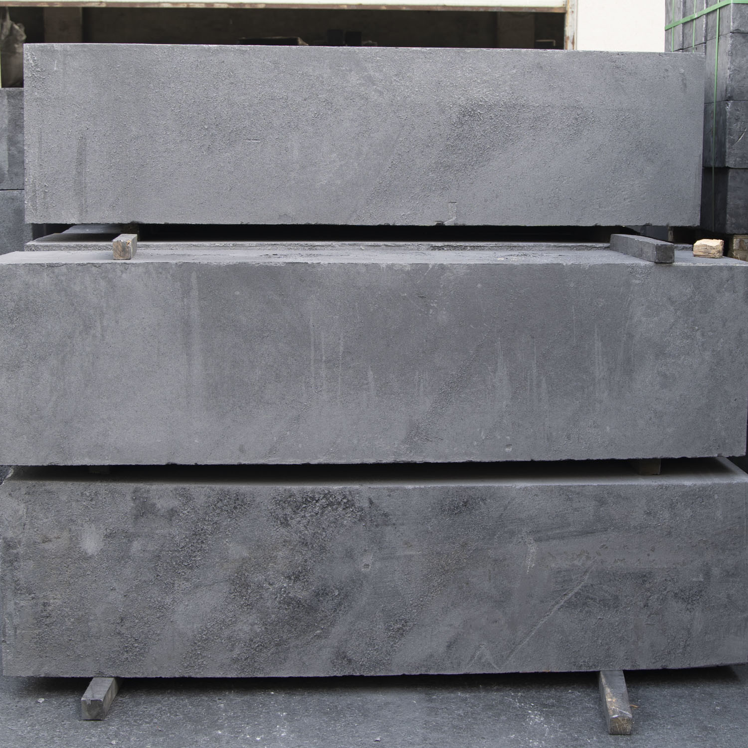 Vibro graphite