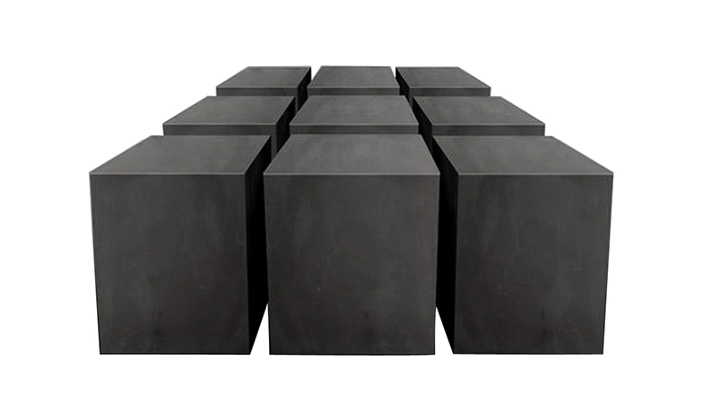 Explorer les avantages du graphite à grain fin dans les industries aérospatiales et automobiles