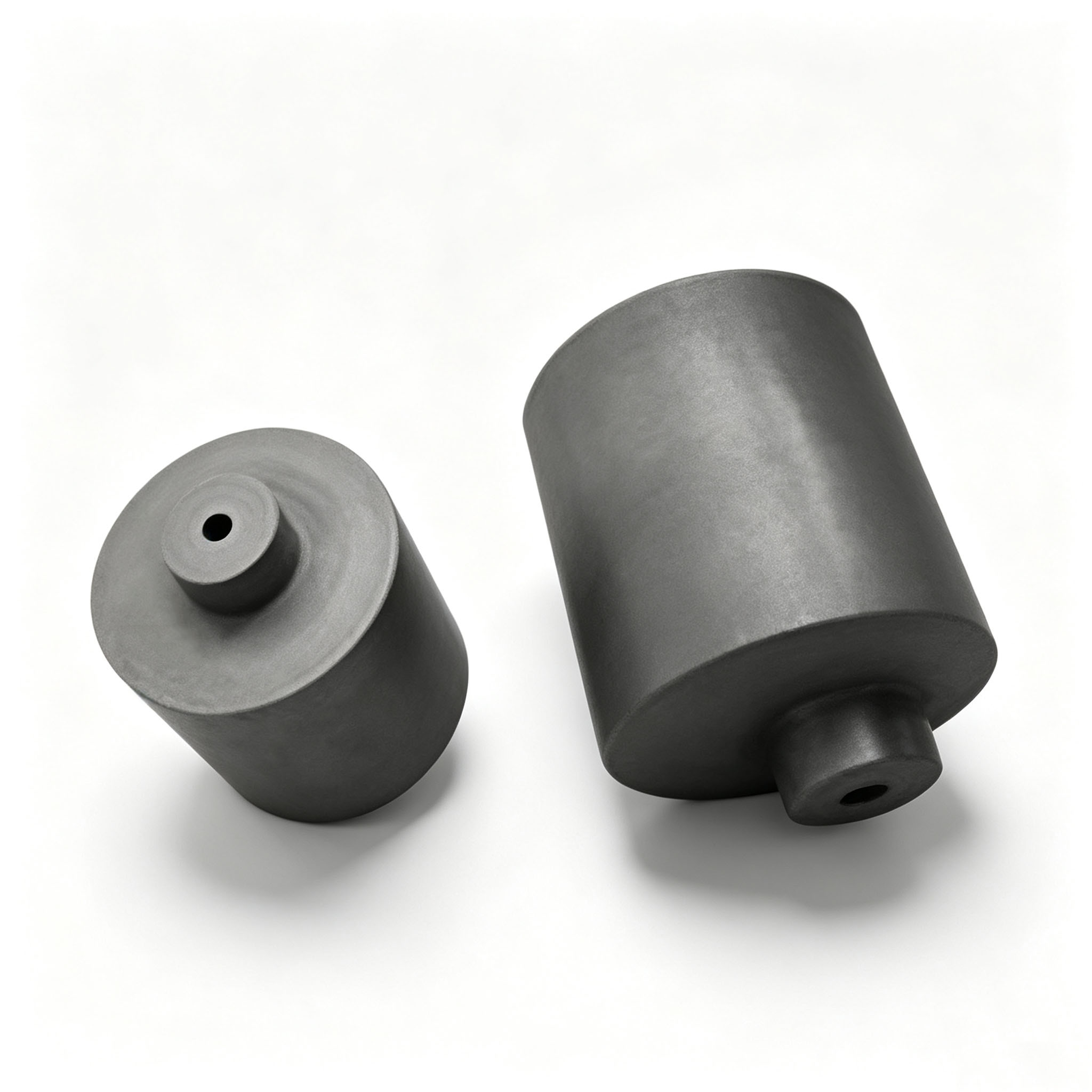 Creusets en graphite avec trous centraux | Tiges/buses de bouchon pour machines de coulée sous vide | Composants de fusion de graphite personnalisés résistant aux hautes températures