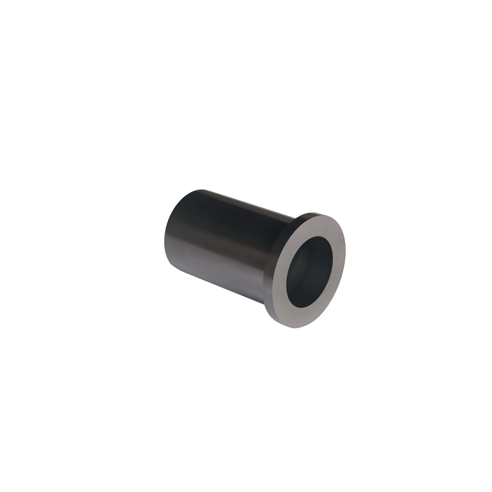 Vue lat&eacute;rale du creuset en graphite &agrave; anneau unique montrant le corps cylindrique et la conception &agrave; fond plat pour la fusion de l'or dans un four &agrave; induction