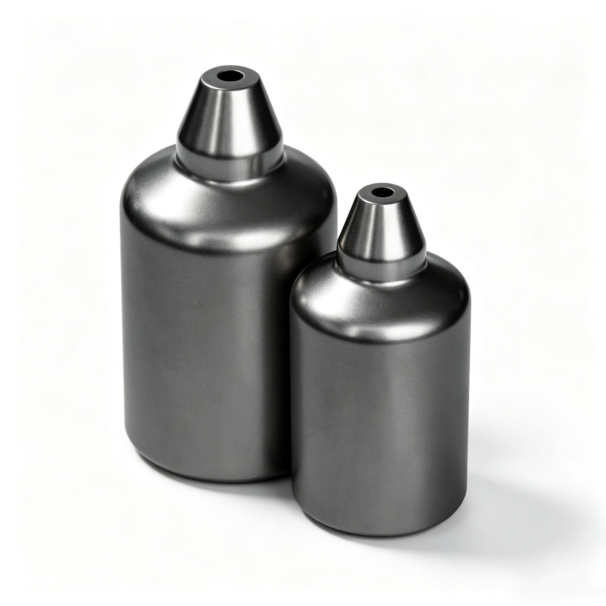 Creuset en graphite haute densit&eacute; avec trou de d&eacute;charge central conique, pots en graphite de grande et petite capacit&eacute; pour le raffinage de l'or et de l'argent