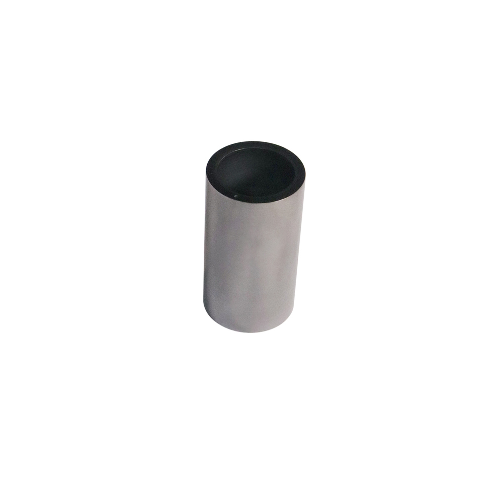 Grand creuset cylindrique plat en graphite pour les processus de fusion industriels continus