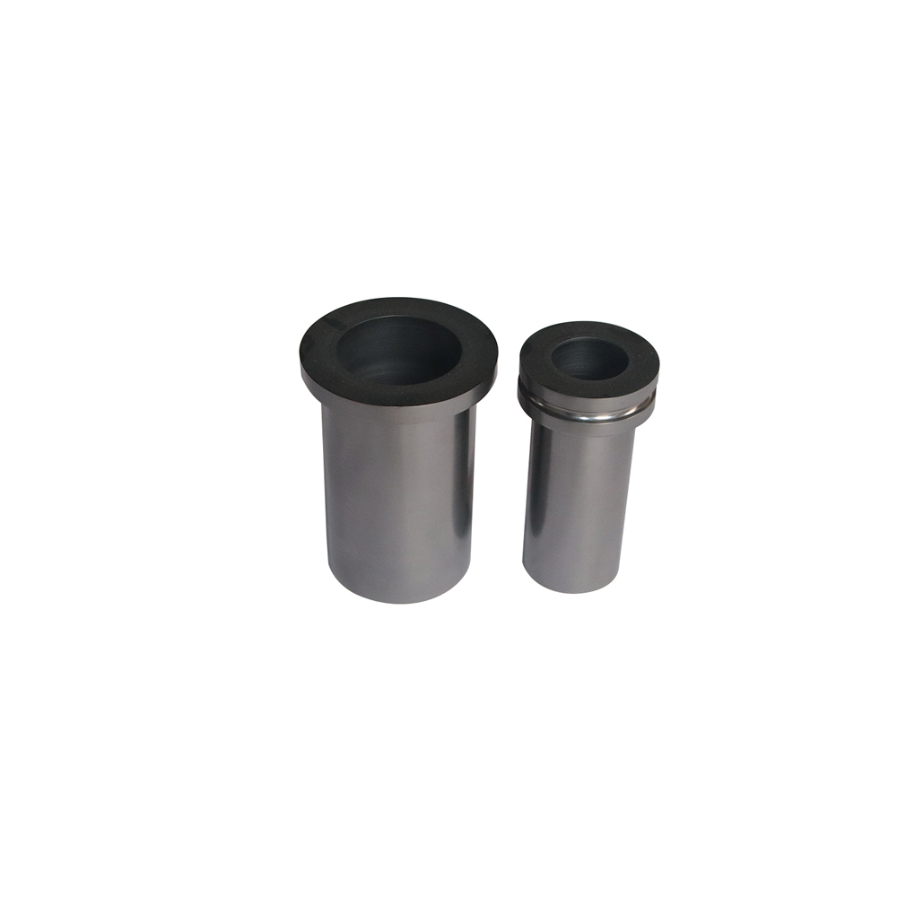 Deux creusets en graphite &agrave; double anneau de diff&eacute;rentes tailles c&ocirc;te &agrave; c&ocirc;te, options de grande et petite capacit&eacute; pour divers besoins de fusion